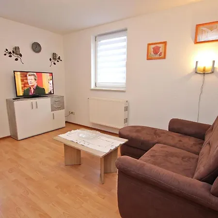 Ferienhaus See 8801 Tatil Evi Conow